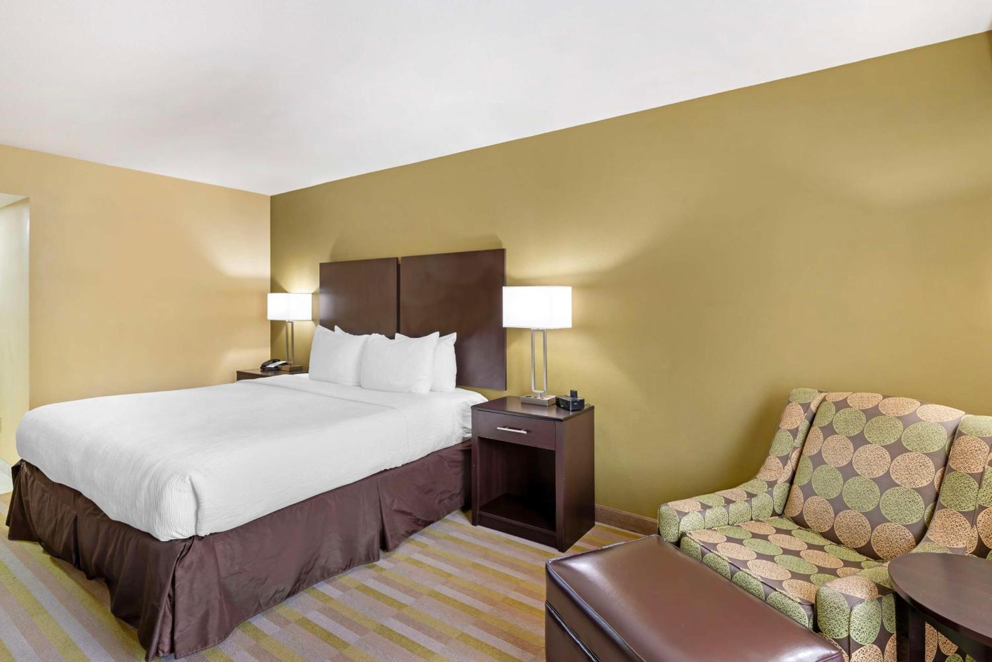 Best Western Plus Thornburg Inn&Suites Exterior foto