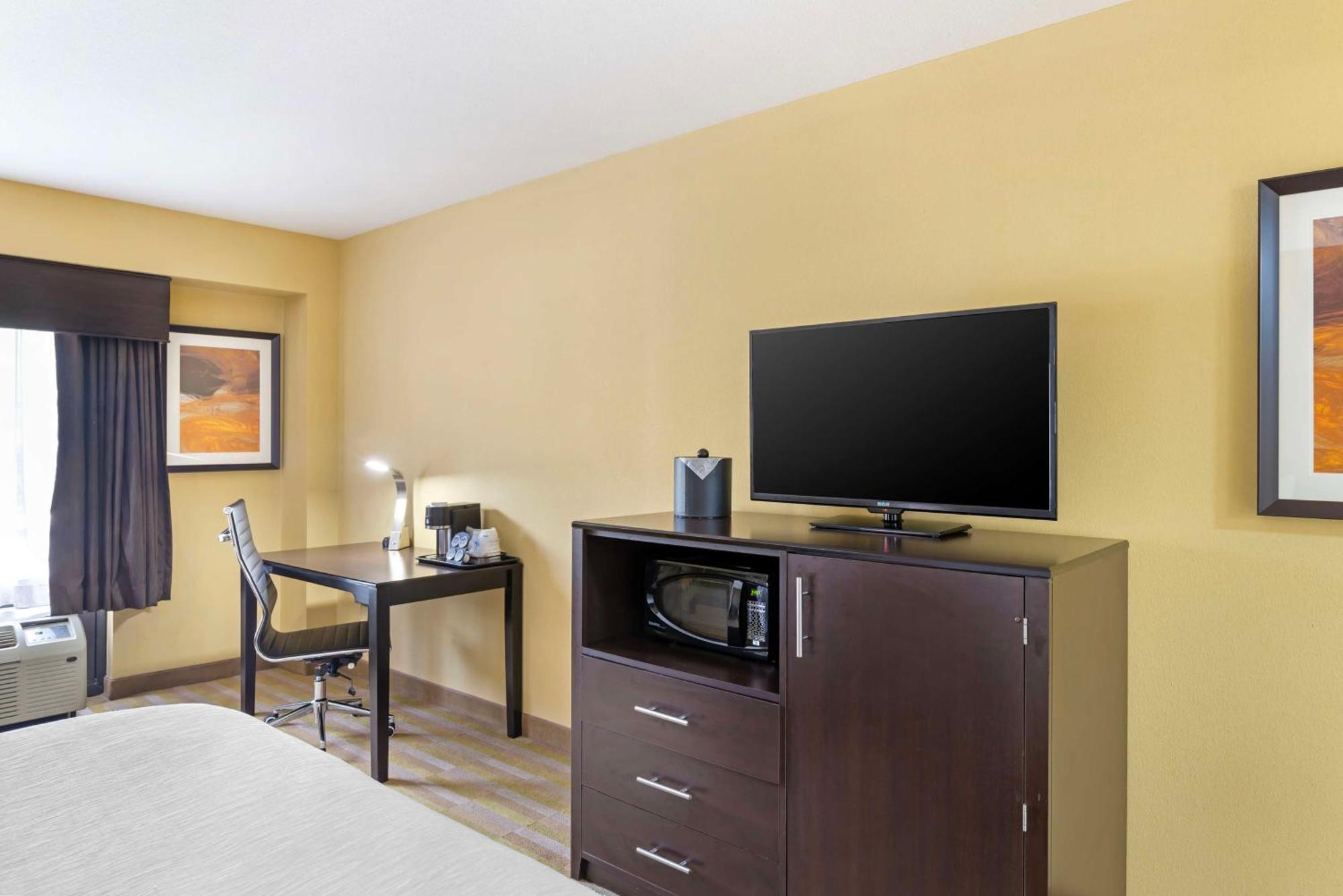 Best Western Plus Thornburg Inn&Suites Exterior foto